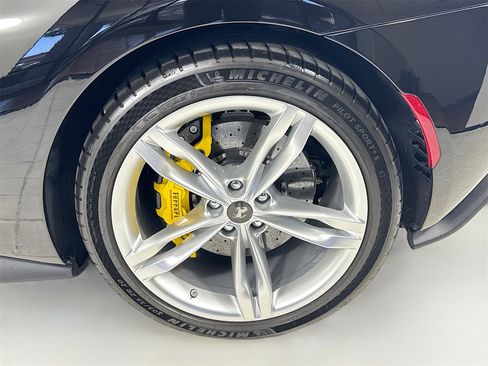 Used 2024 Ferrari 296 GTS image 9