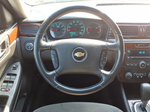 Used 2011 Chevrolet Impala LT image 5