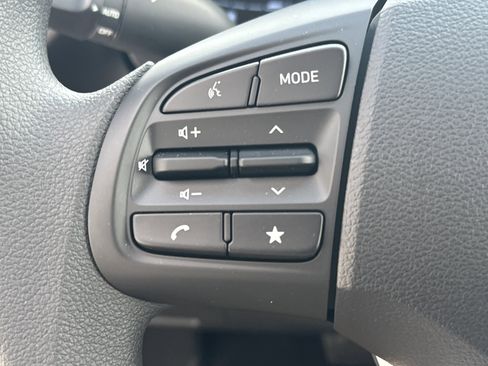 New 2026 Hyundai Venue SE image 23