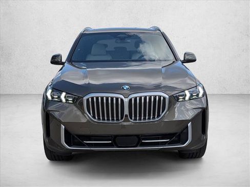 Used 2026 BMW X5 sDrive40i RWD image 2