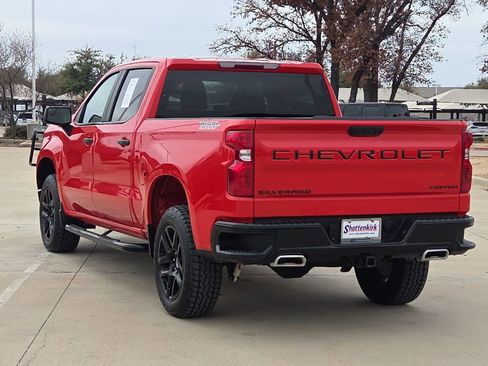Used 2025 Chevrolet Silverado 1500 Custom Trail Boss w/ LPO, Dark Essentials Package AWD/4WD image 6