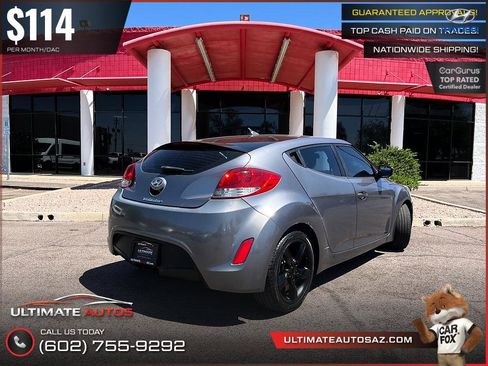 Used 2015 Hyundai Veloster FWD image 3
