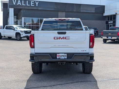 New 2026 GMC Sierra 1500 AT4X AWD/4WD image 10