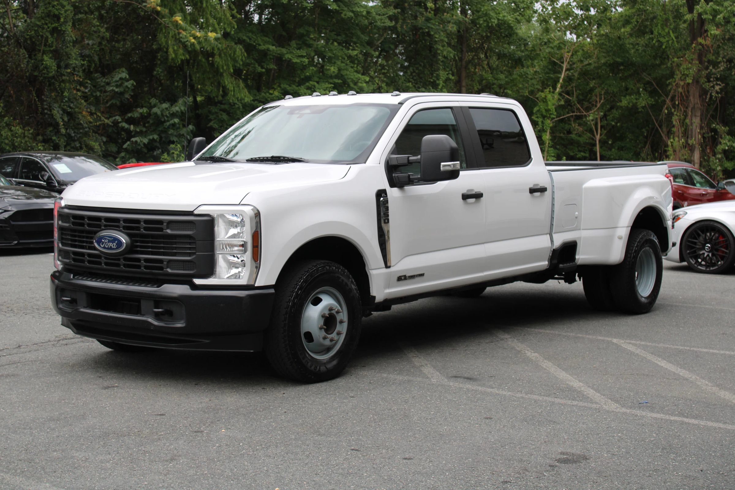 Used 2024 Ford F350 XL RWD image 4