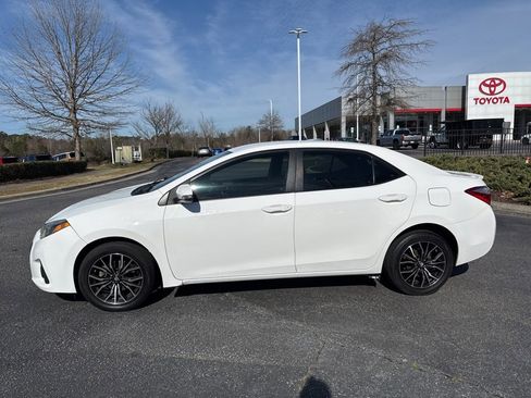 Used 2014 Toyota Corolla S image 3