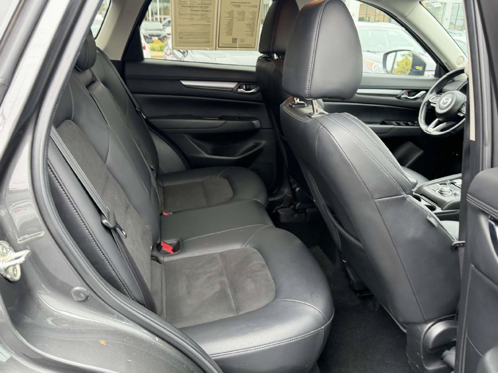 Used 2021 MAZDA CX-5 Touring FWD image 13