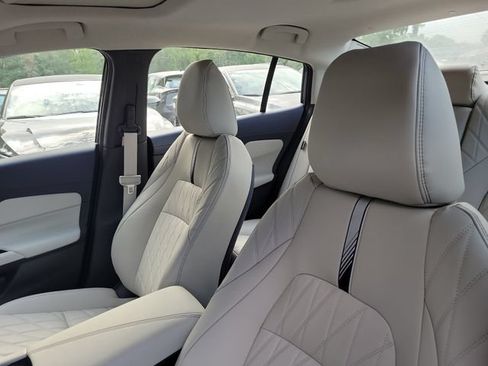 New 2026 Nissan Sentra SL w/ Floor Mat Package FWD image 18