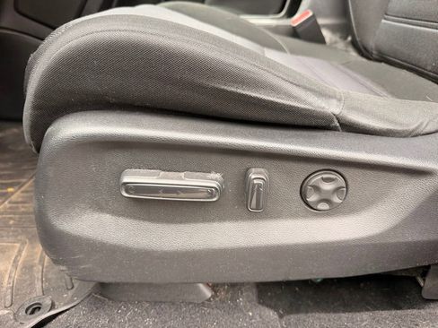 Used 2021 Honda CR-V EX image 17
