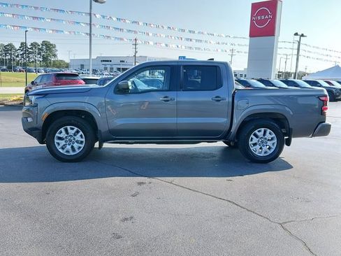 Certified 2024 Nissan Frontier SV w/ SV Convenience Package RWD image 6