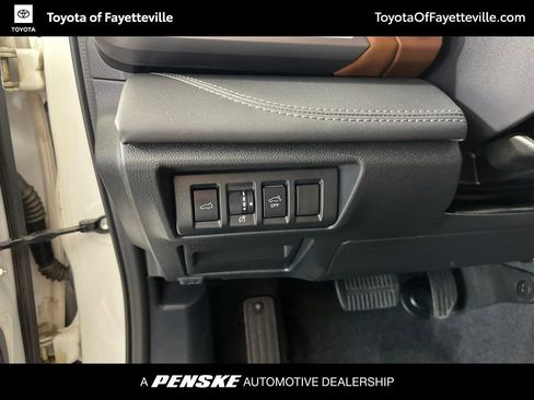 Used 2021 Subaru Outback Touring w/ Popular Package #2 AWD/4WD image 34