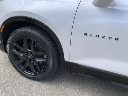 Used 2024 Chevrolet Blazer RS w/ Driver Confidence II Package FWD image 54