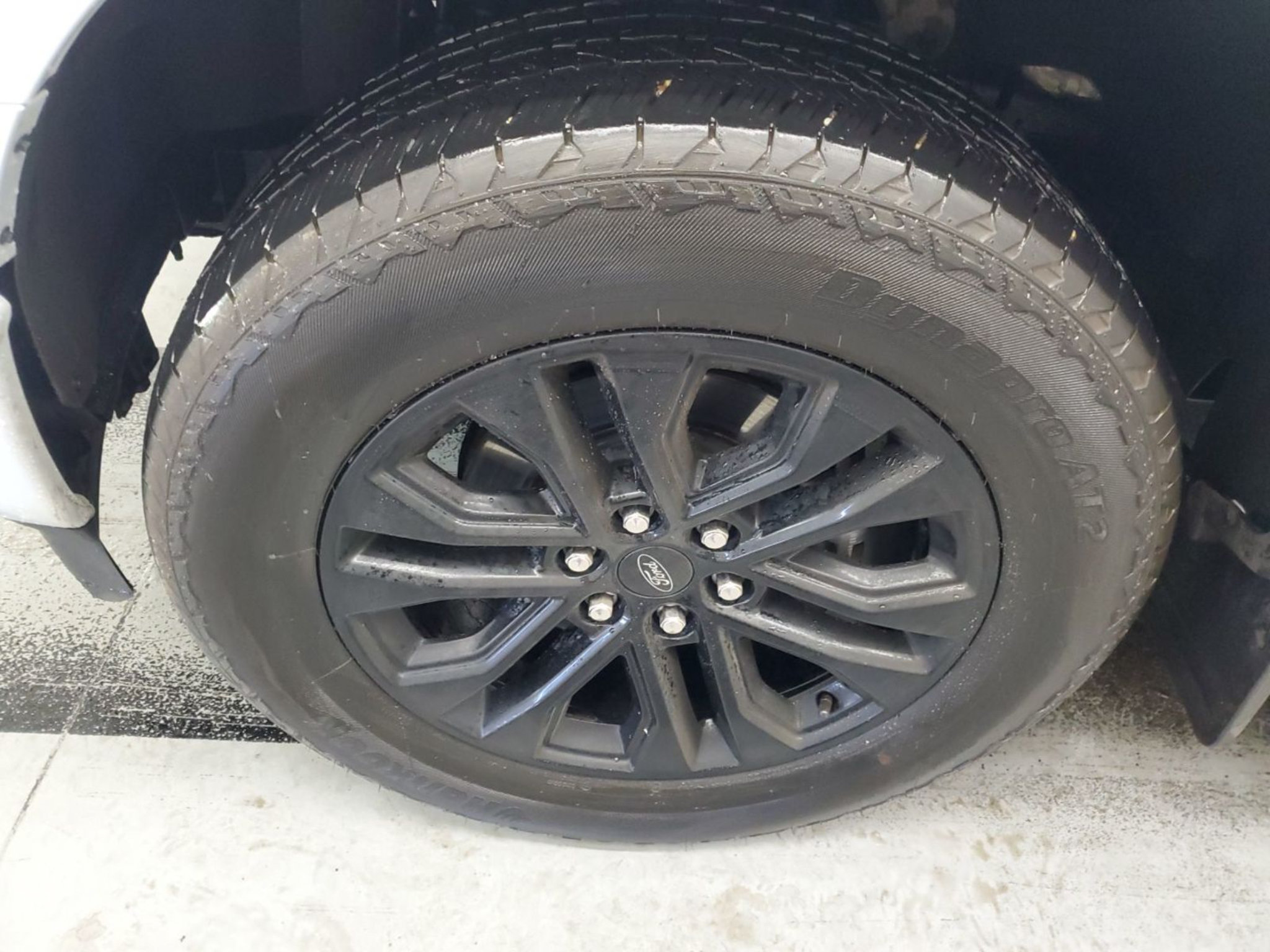 Used 2025 Ford F150 Lariat AWD/4WD image 8