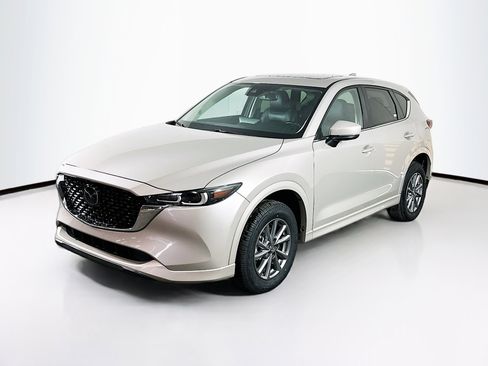 Used 2025 MAZDA CX-5 AWD 2.5 S w/ Preferred Package image 3