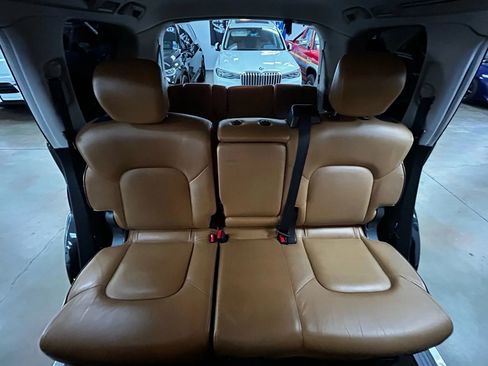 Used 2017 Nissan Armada Platinum image 9