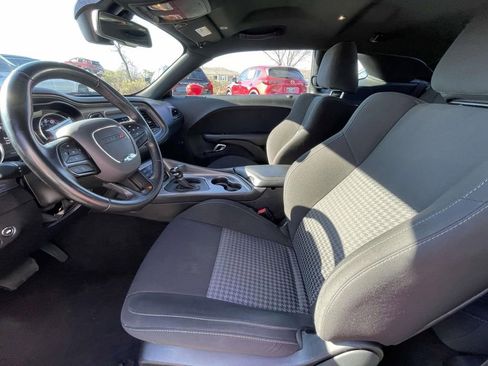 Used 2023 Dodge Challenger GT image 22