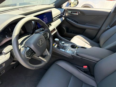 Used 2026 Lexus IS 350 F Sport RWD image 5