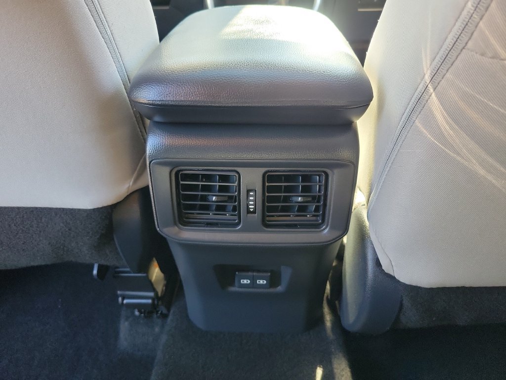 Used 2025 Toyota RAV4 XLE w/ Convenience Package FWD image 15
