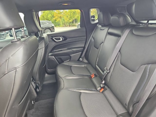 Used 2025 Jeep Compass Latitude w/ Altitude Special Edition AWD/4WD image 24