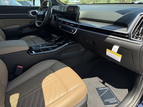 New 2026 Kia Sorento SX Prestige w/ Olive Brown Leather Package image 14