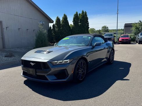 Used 2024 Ford Mustang GT Premium w/ GT Performance Package RWD image 2