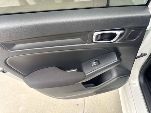 Certified 2025 Honda Civic Sport image 15