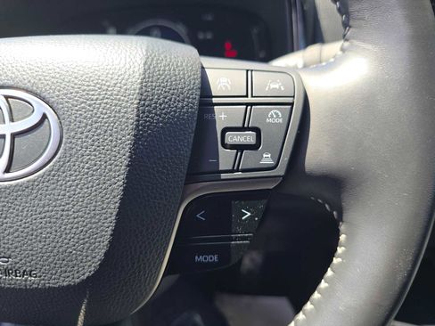 Certified 2025 Toyota Camry SE FWD image 31