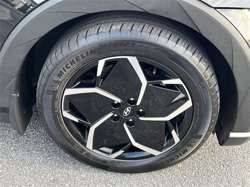 Certified 2023 Hyundai Ioniq 5 SEL image 13