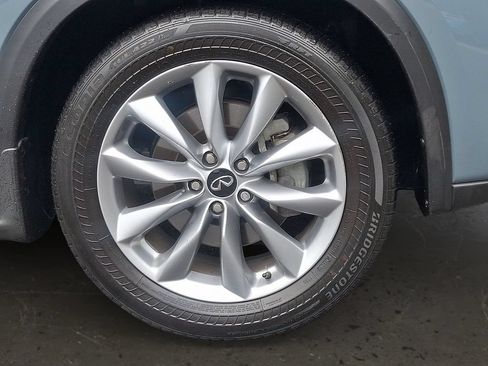 Used 2022 INFINITI QX50 Luxe AWD/4WD image 9