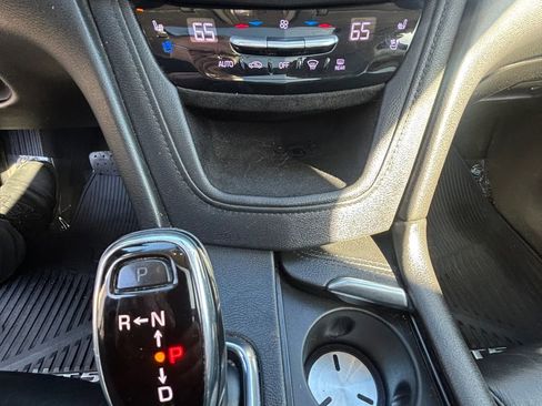 Used 2018 Cadillac XT5 Premium Luxury image 23