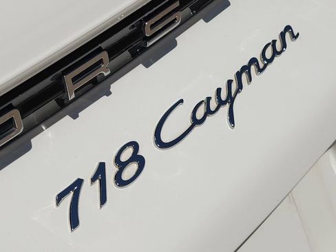 Used 2019 Porsche 718 Cayman Base image 12