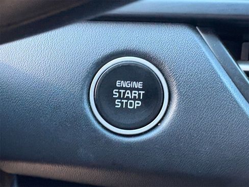 Used 2024 Kia Seltos EX image 25