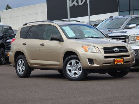 Used 2012 Toyota RAV4 4WD w/ Value Pkg image 2