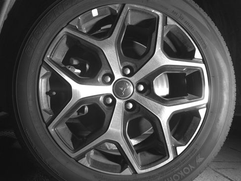 Used 2025 Jeep Compass Limited image 12