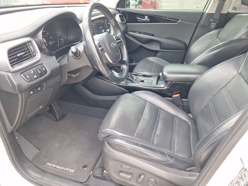 Used 2019 Kia Sorento SX FWD image 15