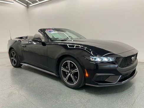 Used 2024 Ford Mustang Premium RWD image 8