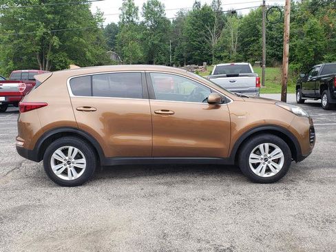 Used 2018 Kia Sportage LX AWD/4WD image 8