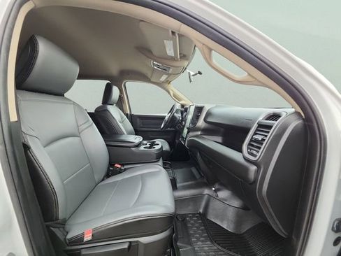 Used 2020 RAM 3500 Tradesman w/ Chrome Appearance Group image 20