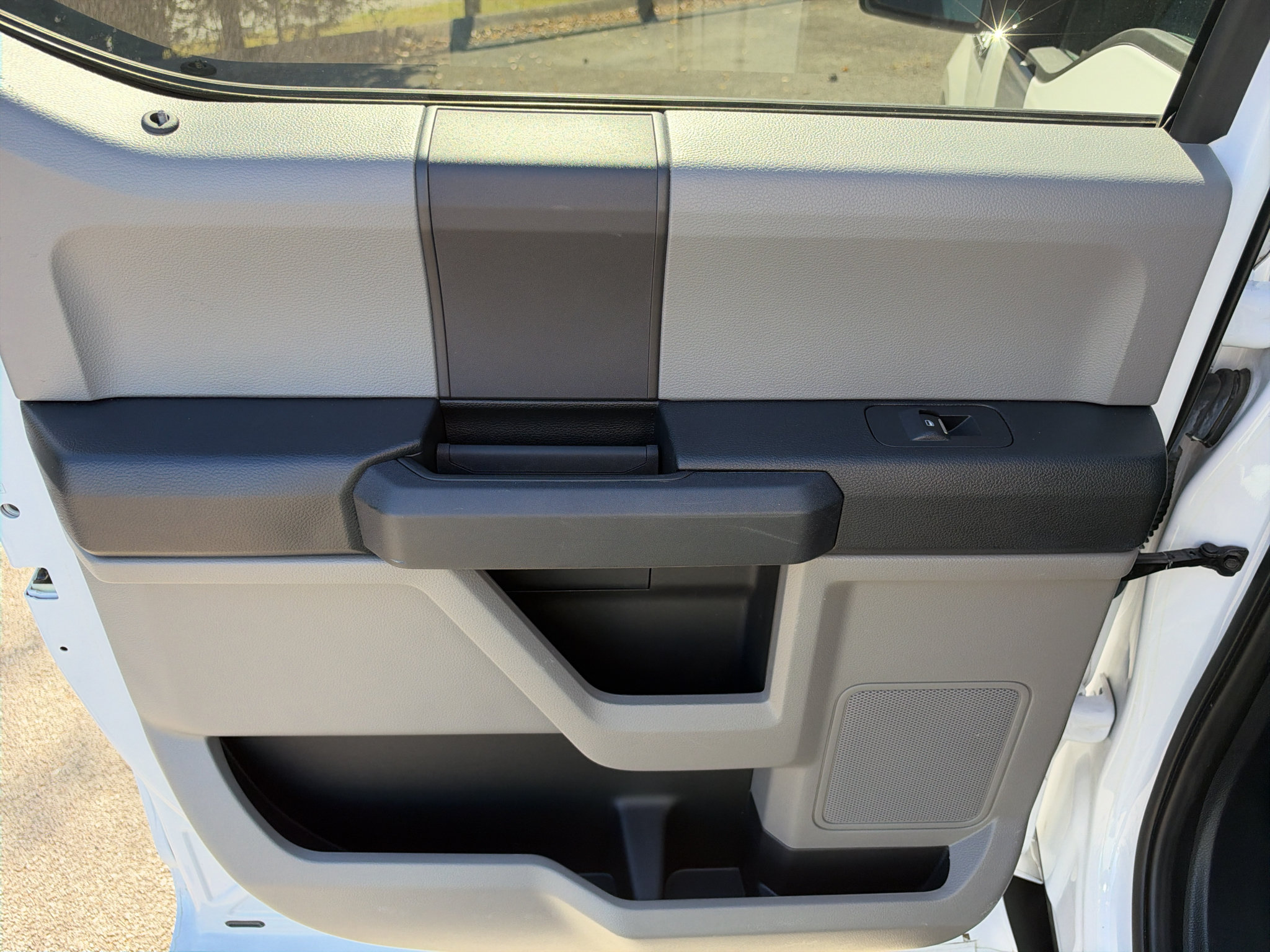 Used 2019 Ford F150 XL w/ Equipment Group 101A Mid RWD image 26