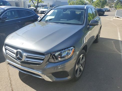 Used 2016 Mercedes-Benz GLC 300 image 1