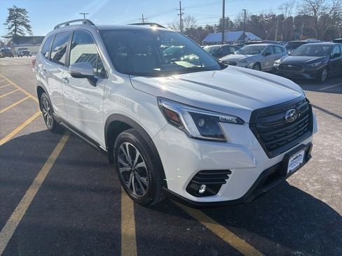 Used 2024 Subaru Forester Limited image 3
