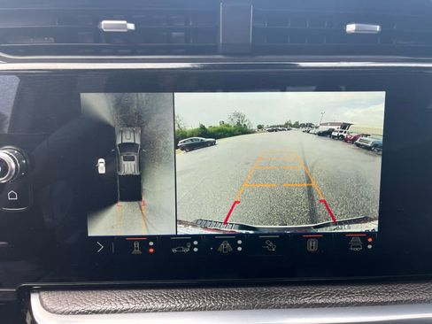 Used 2024 GMC Sierra 3500 Denali w/ Denali Reserve Package image 19