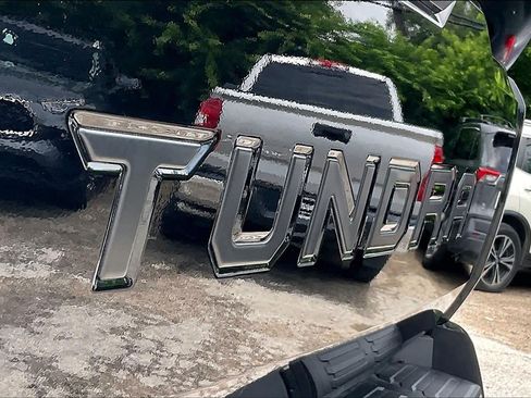 Used 2024 Toyota Tundra Limited AWD/4WD image 10