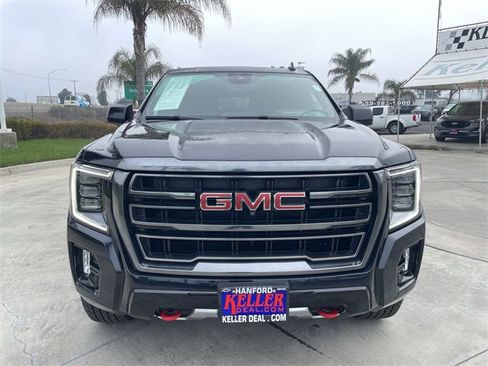 Used 2023 GMC Yukon AT4 w/ AT4 Premium Plus Package image 3