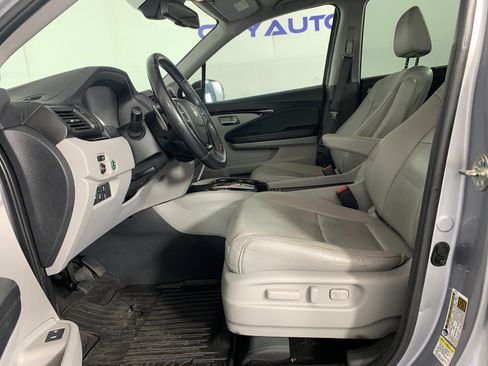 Used 2016 Honda Pilot Elite image 15