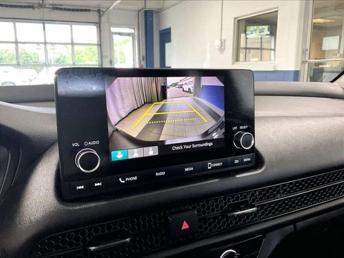 Used 2024 Honda HR-V LX image 19