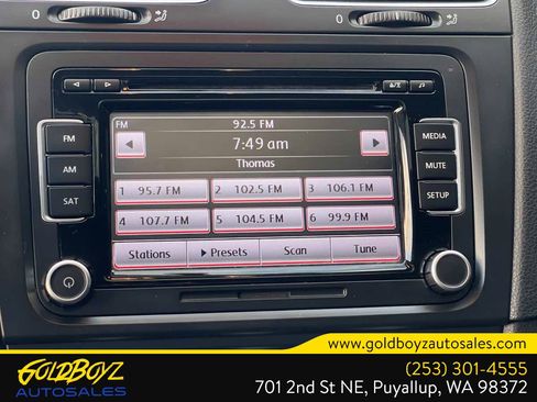 Used 2010 Volkswagen GTI 4-Door image 29