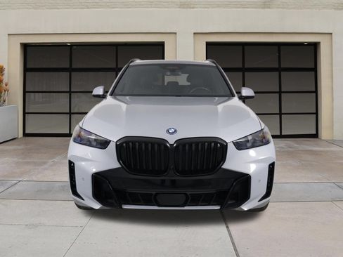 Used 2024 BMW X5 xDrive50e w/ M Sport Package AWD/4WD image 6