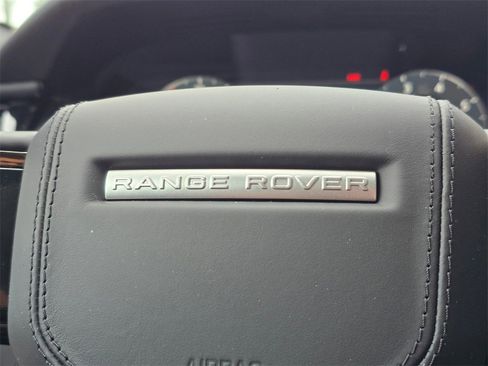 New 2026 Land Rover Range Rover Velar Dynamic SE image 20