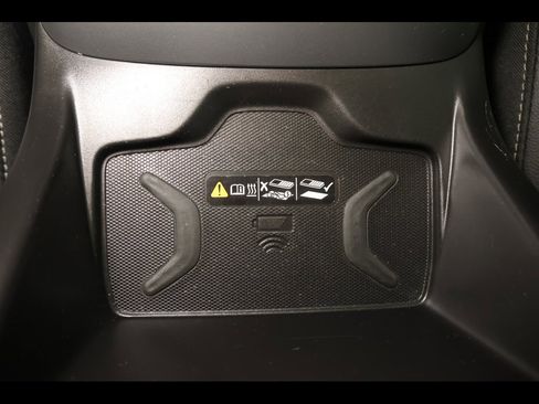 Used 2021 Chevrolet Colorado ZR2 image 30