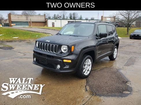 Used 2019 Jeep Renegade Latitude w/ Cold Weather Group image 2